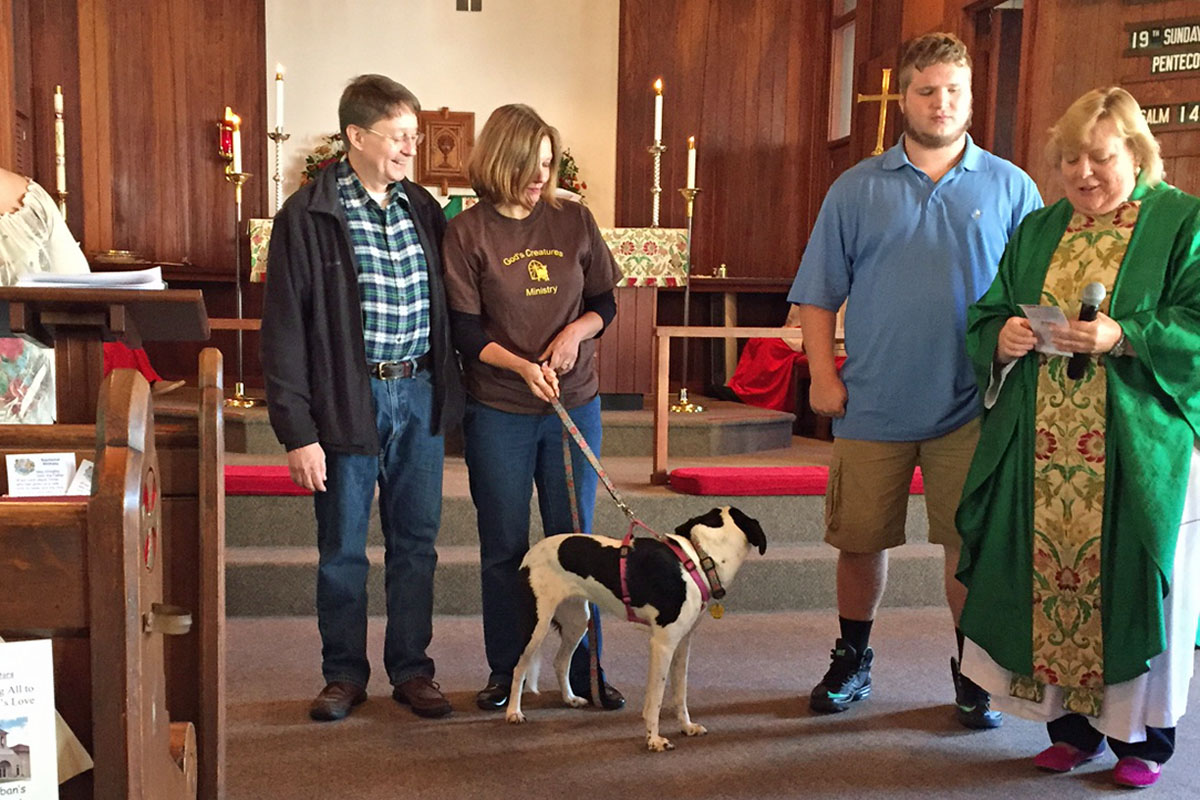 Richard Huelbig and Jeanne Sylvester, with their dog Daisy.