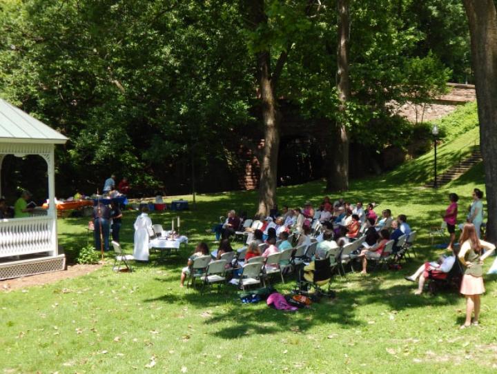 "Mass on the Grass… With Brass" held by Christ Church in Bloomfield & Glen Ridge