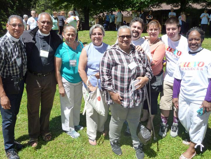 Nuevo Amanecer conference attendees from the Episcopal Diocese of Newark