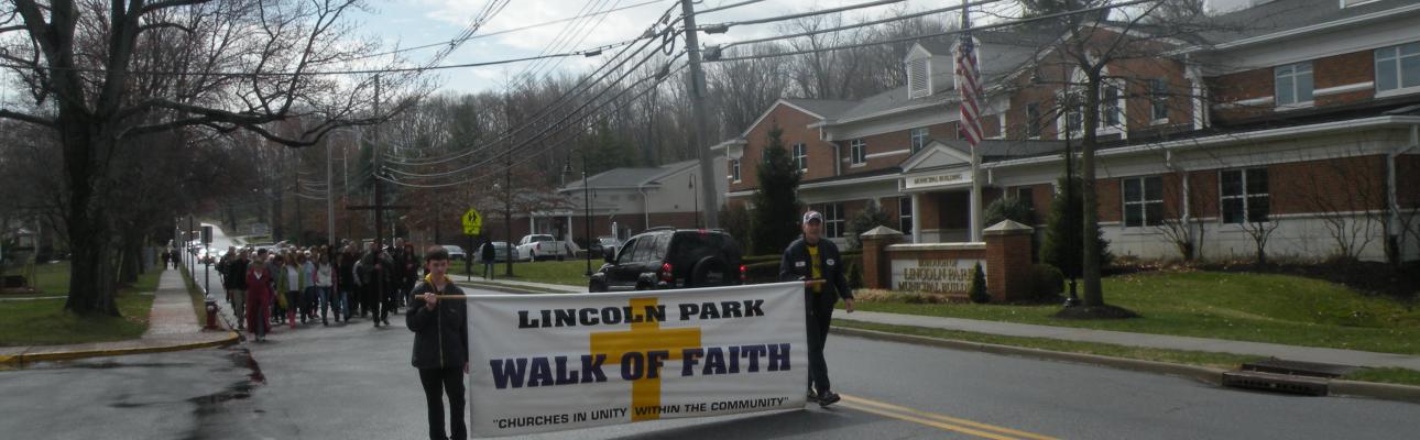 Good Friday "Walk of Faith" in Lincoln Park