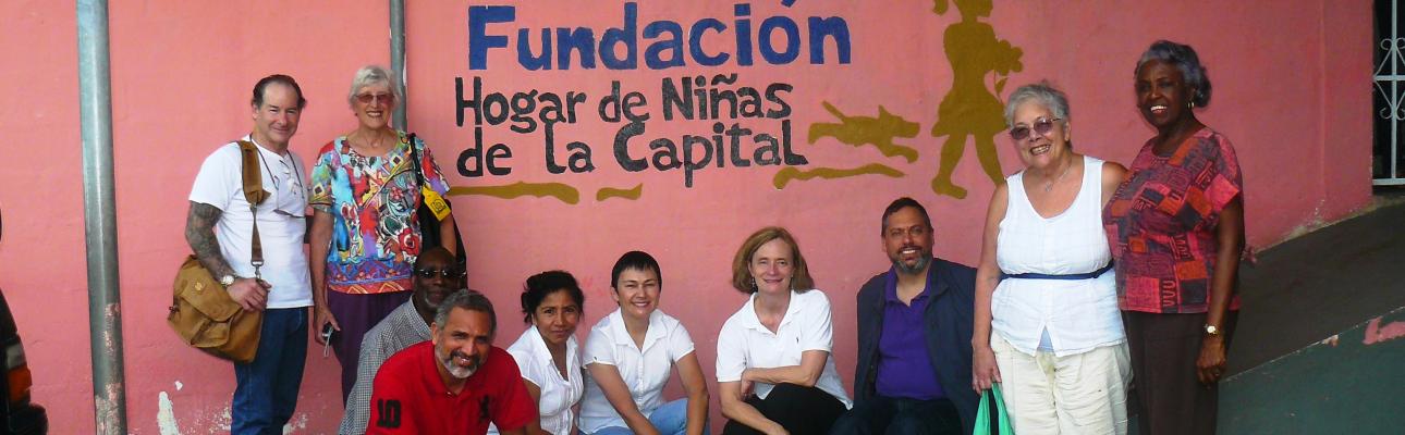 Members of the Dioceses of Newark and Panama visited Hogar de Ninas.