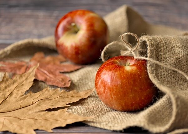 Autumn leaves & apples