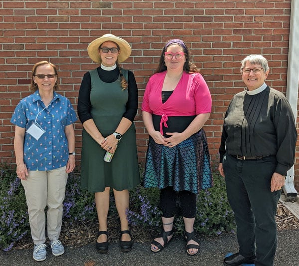 Elizabeth Ivell, Gail Kertland, and members